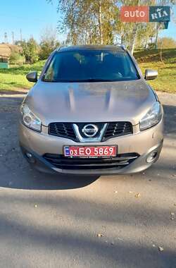 Позашляховик / Кросовер Nissan Qashqai+2 2012 в Рівному