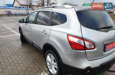 Позашляховик / Кросовер Nissan Qashqai+2 2011 в Нововолинську