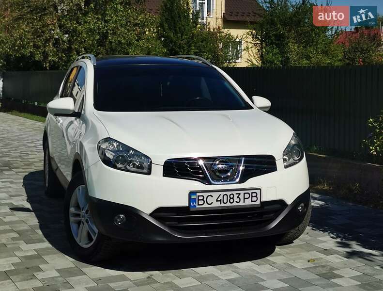 Позашляховик / Кросовер Nissan Qashqai+2 2010 в Самборі