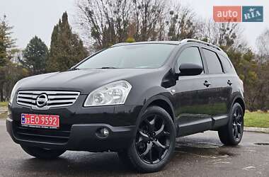 Позашляховик / Кросовер Nissan Qashqai+2 2009 в Рівному