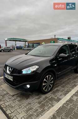 Внедорожник / Кроссовер Nissan Qashqai+2 2012 в 