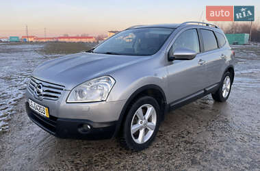 Позашляховик / Кросовер Nissan Qashqai+2 2009 в Івано-Франківську