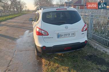 Внедорожник / Кроссовер Nissan Qashqai+2 2012 в 
