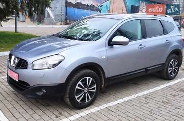 Позашляховик / Кросовер Nissan Qashqai+2 2011 в Луцьку