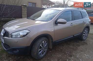 Позашляховик / Кросовер Nissan Qashqai+2 2010 в Білгороді-Дністровському