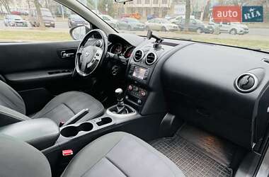 Позашляховик / Кросовер Nissan Qashqai+2 2012 в Києві