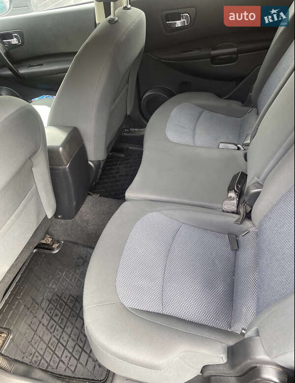 Внедорожник / Кроссовер Nissan Qashqai+2 2012 в Великих Мостах