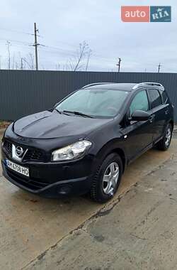 Позашляховик / Кросовер Nissan Qashqai+2 2013 в Пулинах