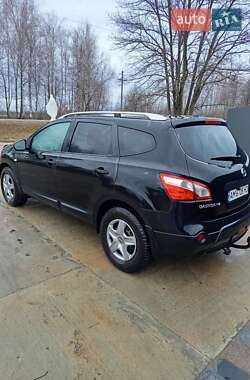 Позашляховик / Кросовер Nissan Qashqai+2 2013 в Пулинах