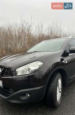 Позашляховик / Кросовер Nissan Qashqai+2 2010 в Овручі