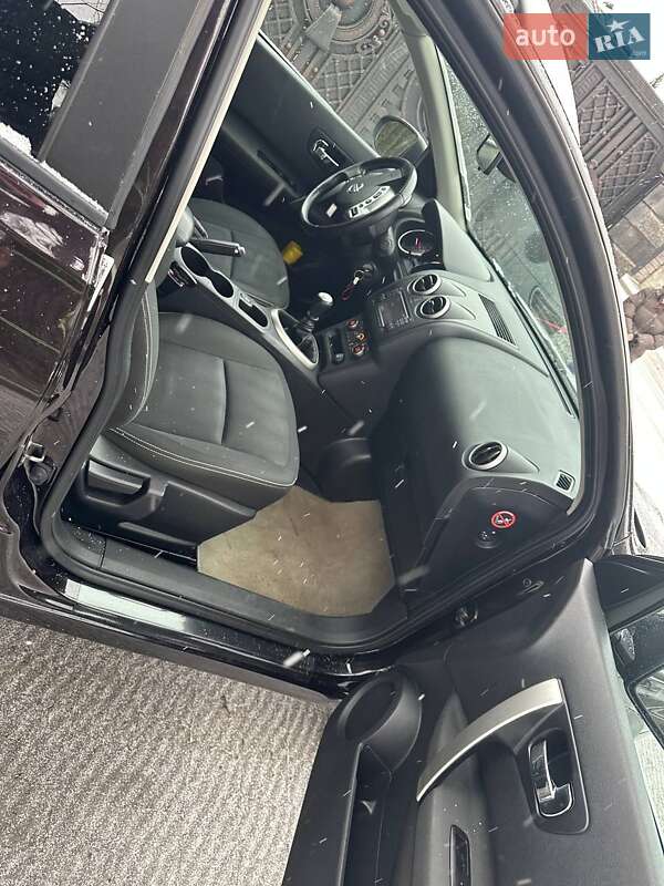 Внедорожник / Кроссовер Nissan Qashqai+2 2011 в Ровно