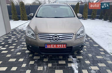 Внедорожник / Кроссовер Nissan Qashqai+2 2009 в 