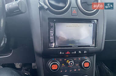 Внедорожник / Кроссовер Nissan Qashqai+2 2009 в 