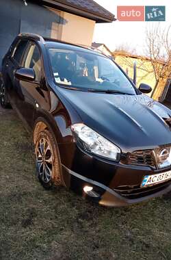 Внедорожник / Кроссовер Nissan Qashqai+2 2011 в Луцке