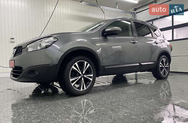 Позашляховик / Кросовер Nissan Qashqai+2 2011 в Новоархангельську