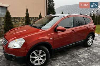 Позашляховик / Кросовер Nissan Qashqai+2 2008 в Івано-Франківську