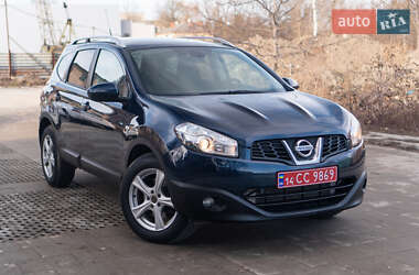 Позашляховик / Кросовер Nissan Qashqai+2 2011 в Самборі