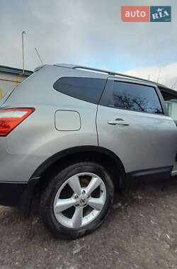 Позашляховик / Кросовер Nissan Qashqai+2 2011 в Черкасах