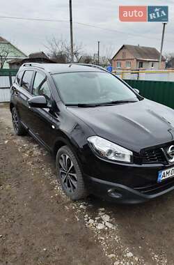 Внедорожник / Кроссовер Nissan Qashqai+2 2011 в Чернигове