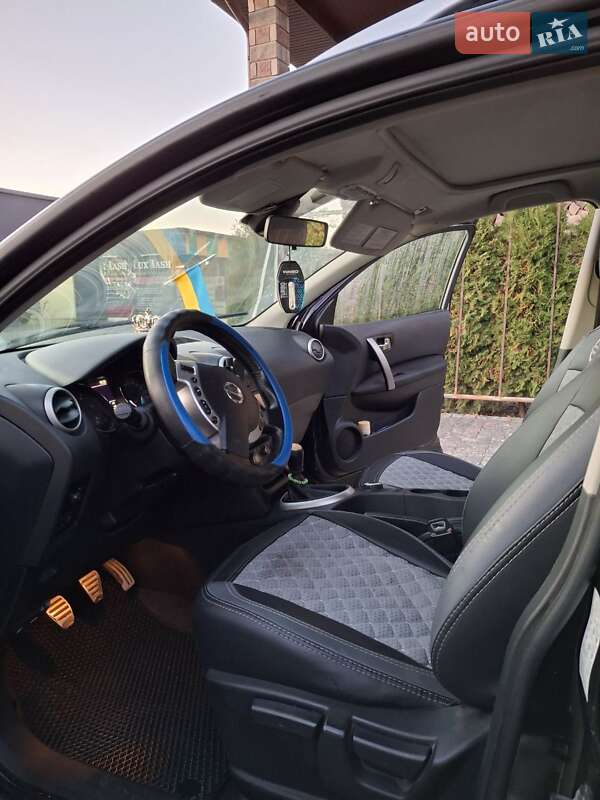 Внедорожник / Кроссовер Nissan Qashqai+2 2011 в Подольске