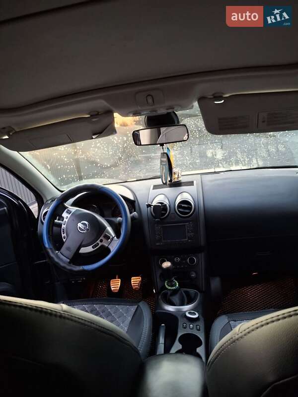 Внедорожник / Кроссовер Nissan Qashqai+2 2011 в Подольске