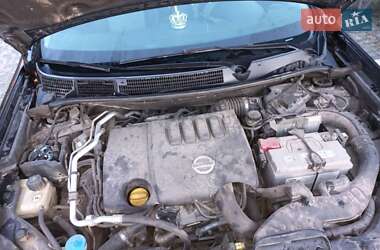 Позашляховик / Кросовер Nissan Qashqai+2 2011 в 
