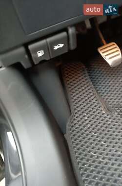 Позашляховик / Кросовер Nissan Qashqai+2 2011 в 