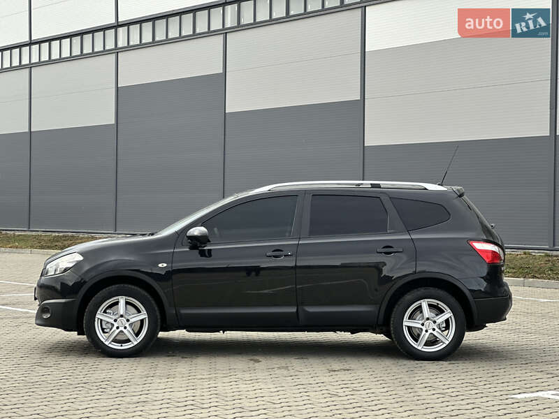 Позашляховик / Кросовер Nissan Qashqai+2 2013 в Івано-Франківську