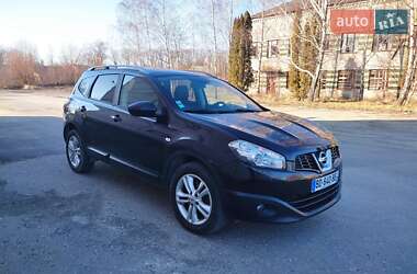 Позашляховик / Кросовер Nissan Qashqai+2 2010 в Звягелі