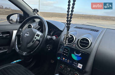 Позашляховик / Кросовер Nissan Qashqai+2 2011 в Умані