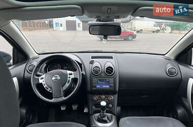Позашляховик / Кросовер Nissan Qashqai+2 2010 в 