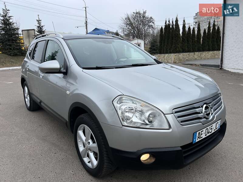 Внедорожник / Кроссовер Nissan Qashqai+2 2009 в Ровно