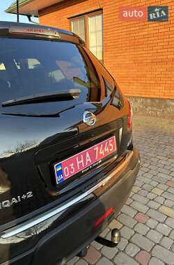 Позашляховик / Кросовер Nissan Qashqai+2 2011 в Ковелі