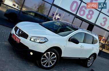 Внедорожник / Кроссовер Nissan Qashqai+2 2010 в 