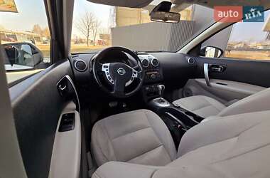 Внедорожник / Кроссовер Nissan Qashqai+2 2010 в 