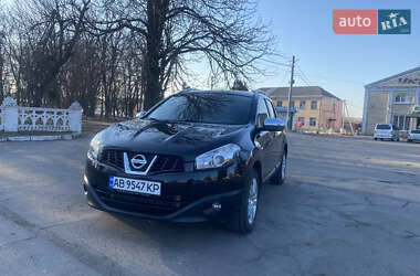 Позашляховик / Кросовер Nissan Qashqai+2 2011 в Новоархангельську