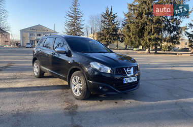 Позашляховик / Кросовер Nissan Qashqai+2 2011 в Новоархангельську