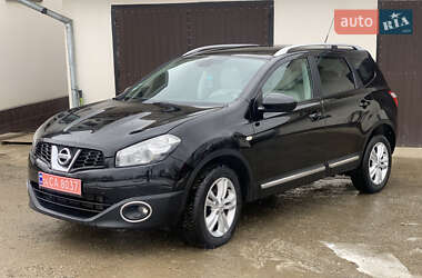 Внедорожник / Кроссовер Nissan Qashqai+2 2012 в Надворной