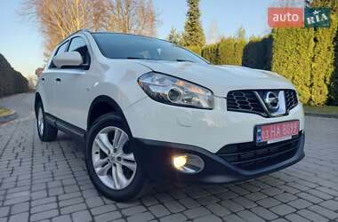 Позашляховик / Кросовер Nissan Qashqai+2 2011 в Луцьку