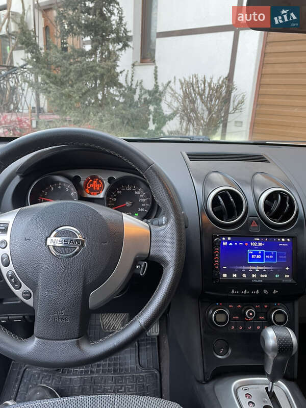 Внедорожник / Кроссовер Nissan Qashqai+2 2008 в Полонном