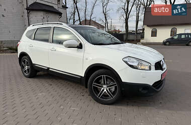 Внедорожник / Кроссовер Nissan Qashqai+2 2011 в Киеве