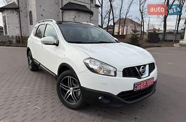 Внедорожник / Кроссовер Nissan Qashqai+2 2011 в Киеве