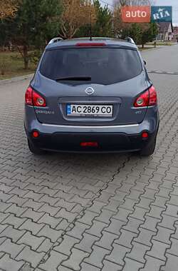 Позашляховик / Кросовер Nissan Qashqai+2 2009 в 