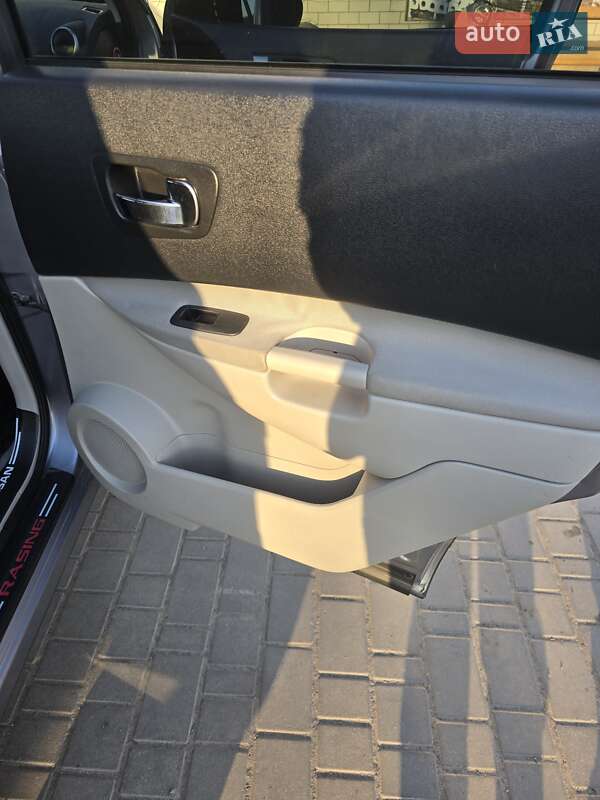 Внедорожник / Кроссовер Nissan Qashqai+2 2011 в Тульчине