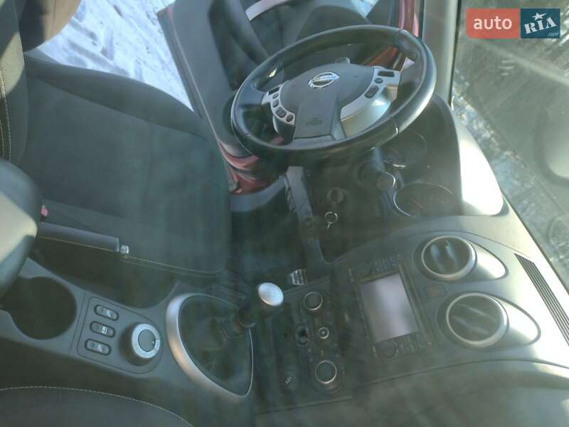 Внедорожник / Кроссовер Nissan Qashqai+2 2012 в Камне-Каширском