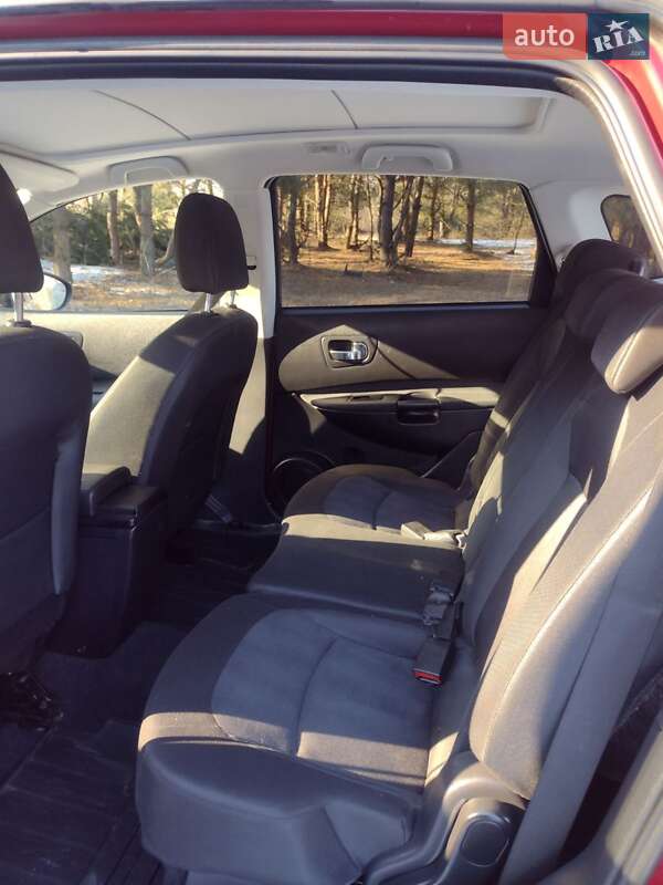 Внедорожник / Кроссовер Nissan Qashqai+2 2012 в Камне-Каширском