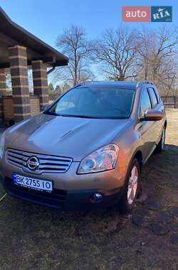 Позашляховик / Кросовер Nissan Qashqai+2 2009 в 