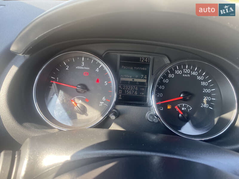 Внедорожник / Кроссовер Nissan Qashqai+2 2013 в Нововолынске