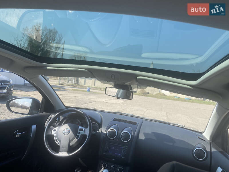 Внедорожник / Кроссовер Nissan Qashqai+2 2013 в Нововолынске