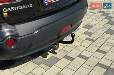 Внедорожник / Кроссовер Nissan Qashqai+2 2009 в 